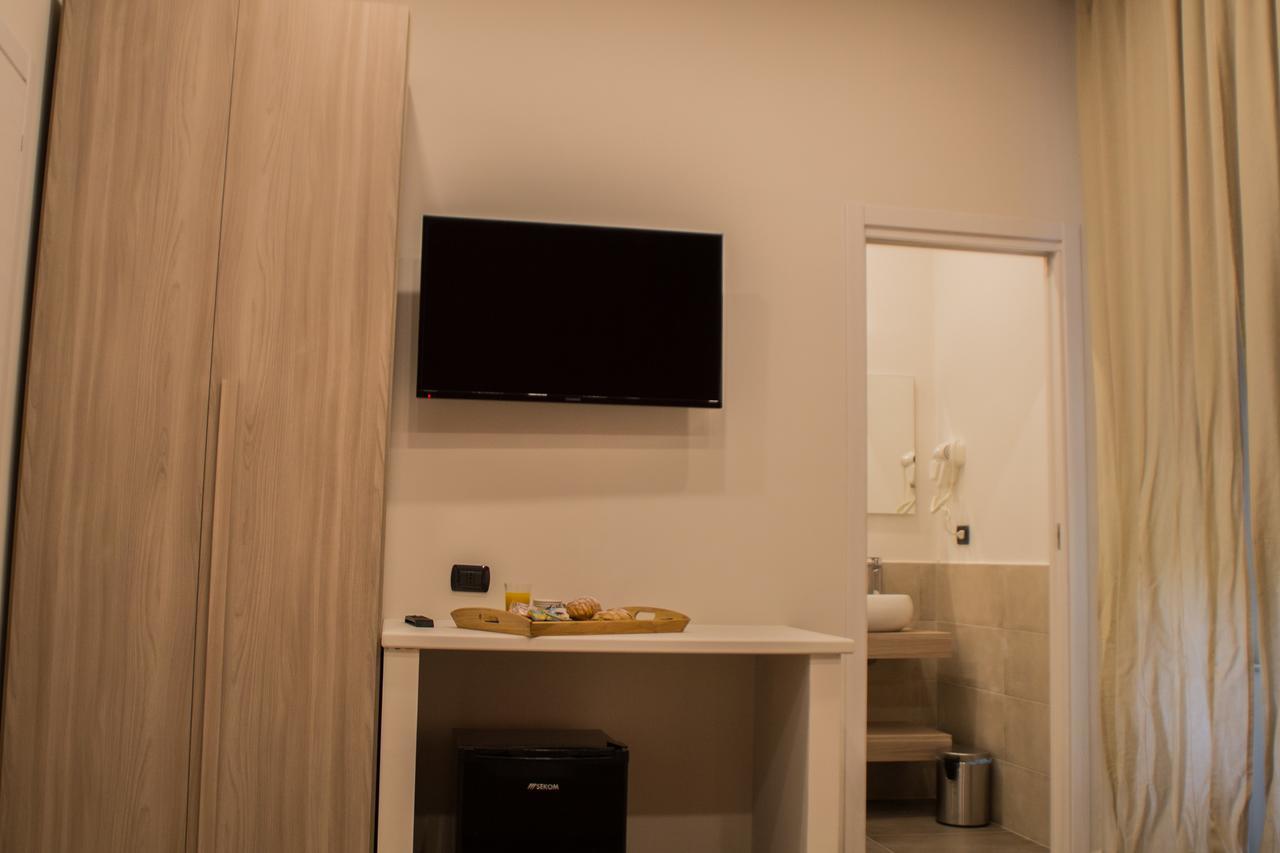 Interno 10 Cavour Bed & Breakfast เนเปิลส์ ภายนอก รูปภาพ