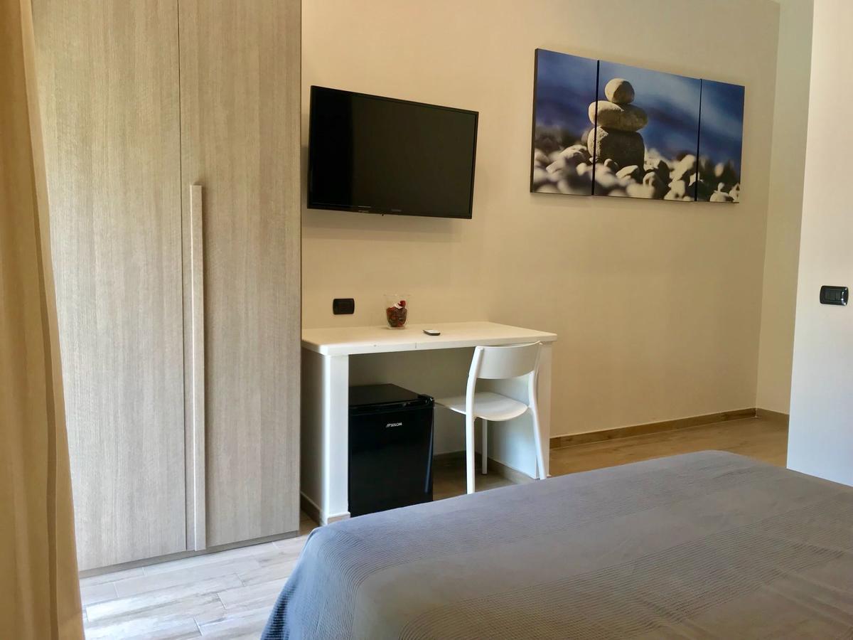 Interno 10 Cavour Bed & Breakfast เนเปิลส์ ภายนอก รูปภาพ