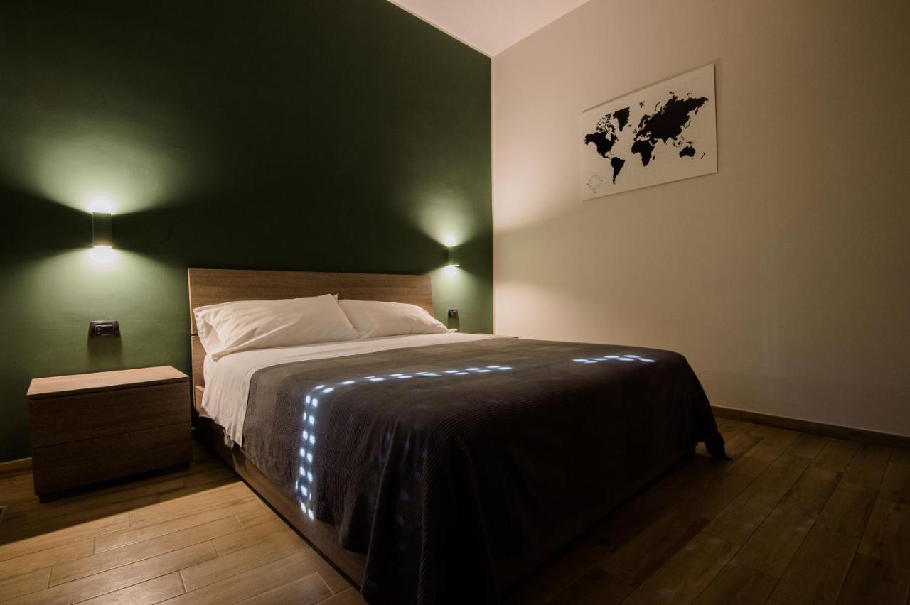 Interno 10 Cavour Bed & Breakfast เนเปิลส์ ภายนอก รูปภาพ